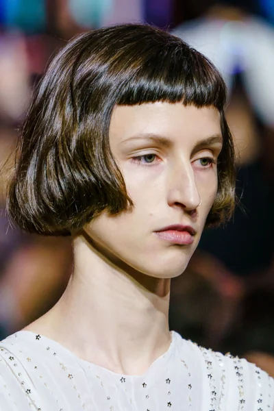 Look 122